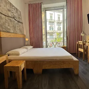 Aquarooms Luxury Couette-café